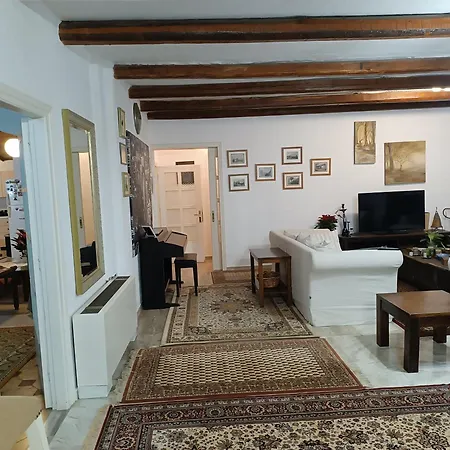 Three Artists Chalet *