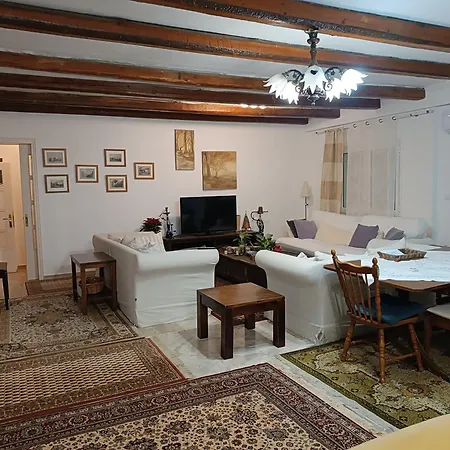 Three Artists Chalet *